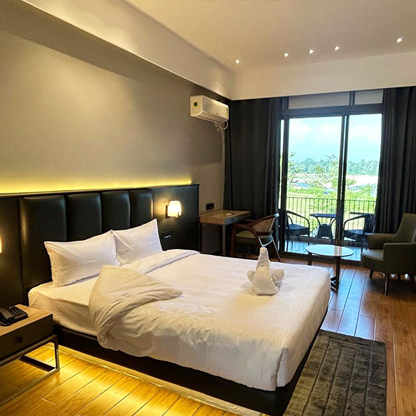 River Facing First Floor